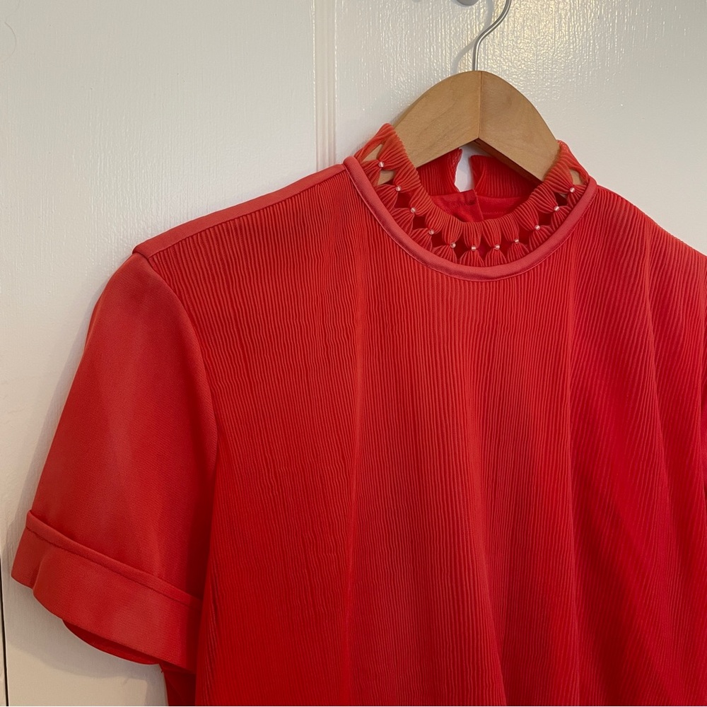 Vintage 1950s Red Pleated Blouse Pearl Collar Finland Short Sleeve Top S - Picture 2 of 12